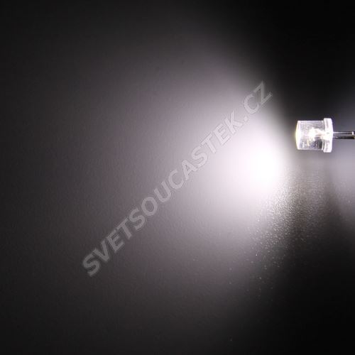 LED 5mm stud. bílá 1500mcd/100° čirá Hebei 599PWC