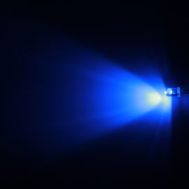 LED 5mm modrá 1000mcd/65° čirá Hebei 560PB6C