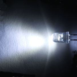 LED 5mm stud. bílá 5800mcd/60° čirá Optosupply OSPW5161A-PQ