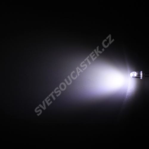 LED 5mm stud. bílá 3000mcd/65° čirá Hebei 560VW6C