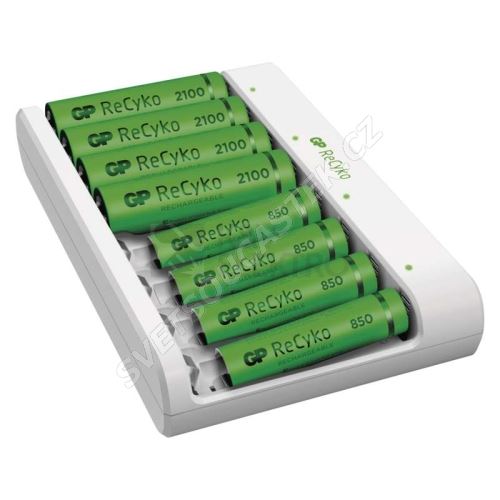 Inteligentná nabíjačka batérií GP Batteries Eco E811 4× AA 2100 + 4× AAA 850