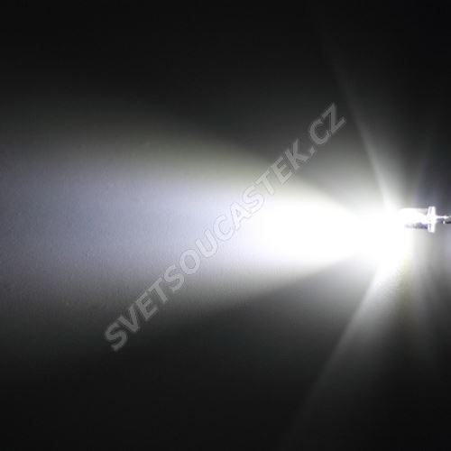 LED 5mm stud. bílá 15000mcd/30° čirá Hebei 530XW8C