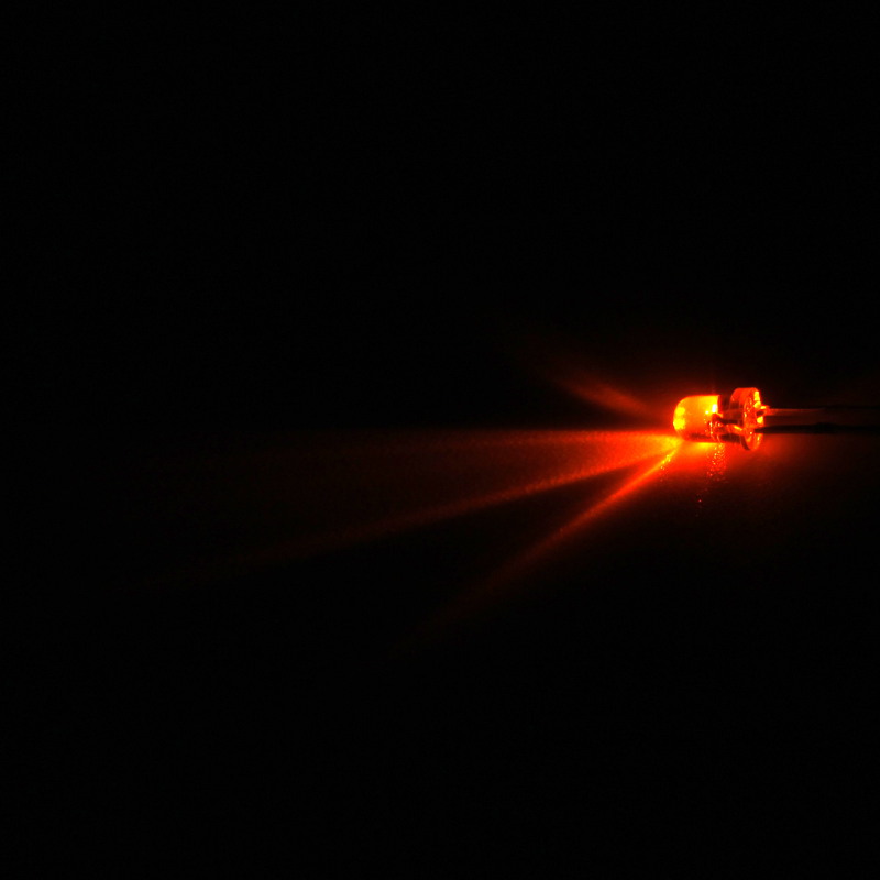 Levně Led 3mm oranžová samoblikací 3000mcd/30° čirá optosupply oso5rs3131a