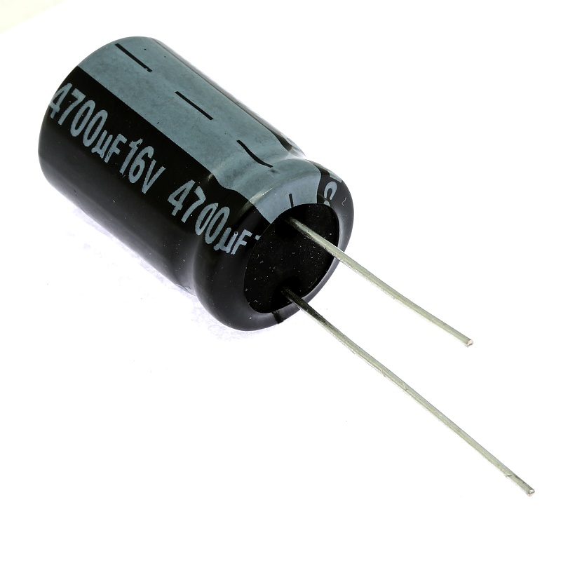 Levně Elektrolytický kondenzátor radiální e 4700uf/16v 16x25 rm7.5 85°c jamicon skr472m1ck25m