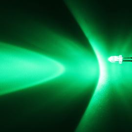 LED 3mm zelená samoblikací 7000mcd/30° čirá Optosupply OSG5DS3131A
