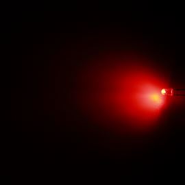 LED oválná 3,9x3,1mm červená 550mcd/(110/50°) difúzní Hebei 3751MR2D-SB