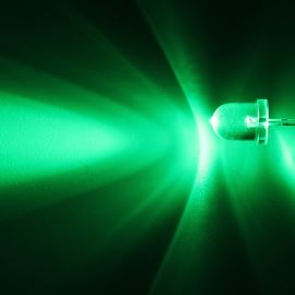 LED 8mm zelená 18000mcd/30° čirá Optosupply OSG5DA8131A